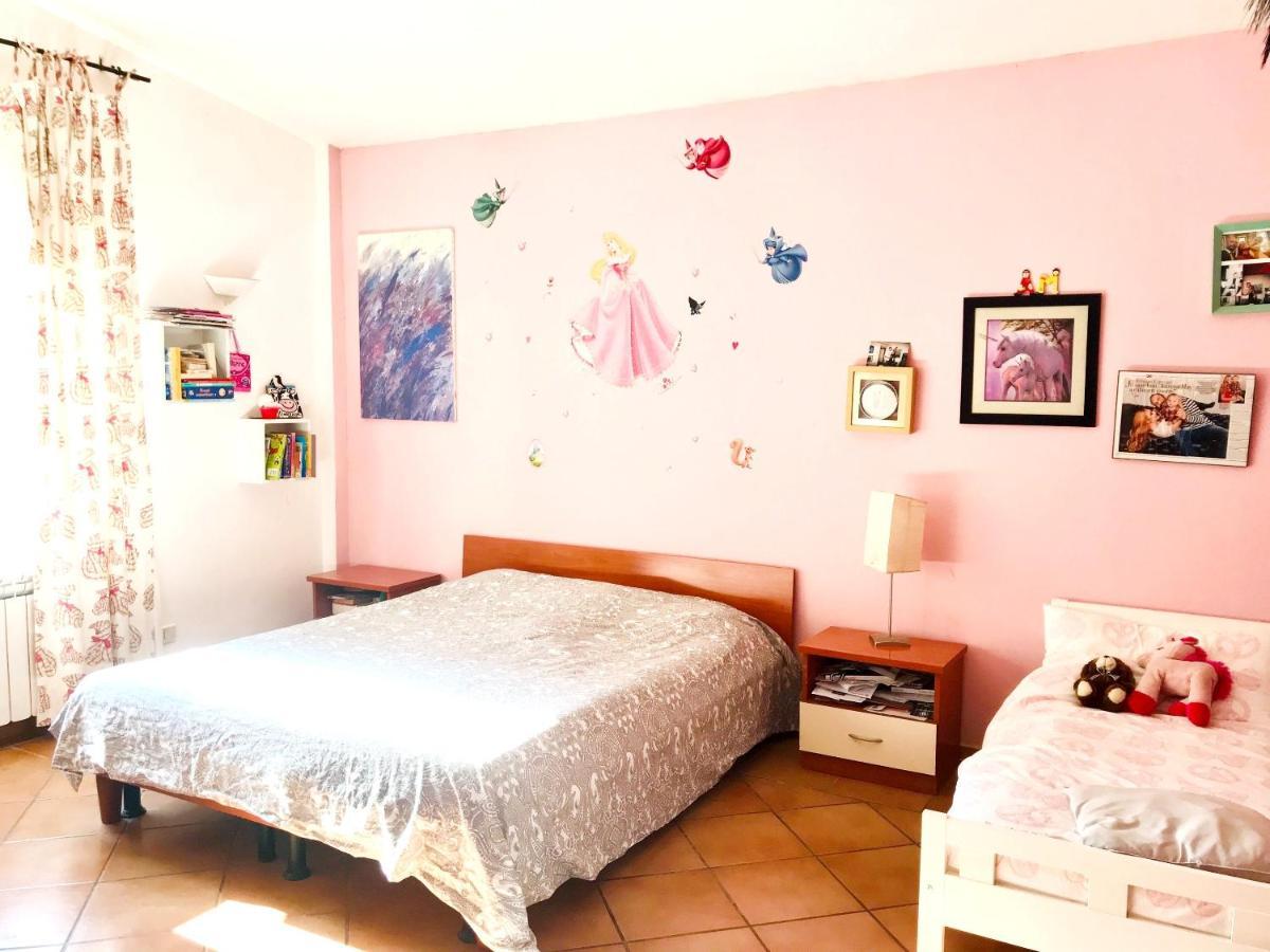 Ferienhaus 3 Bedrooms House With Jacuzzi Enclosed Garden And Wifi At Castel Di Decima Rom
