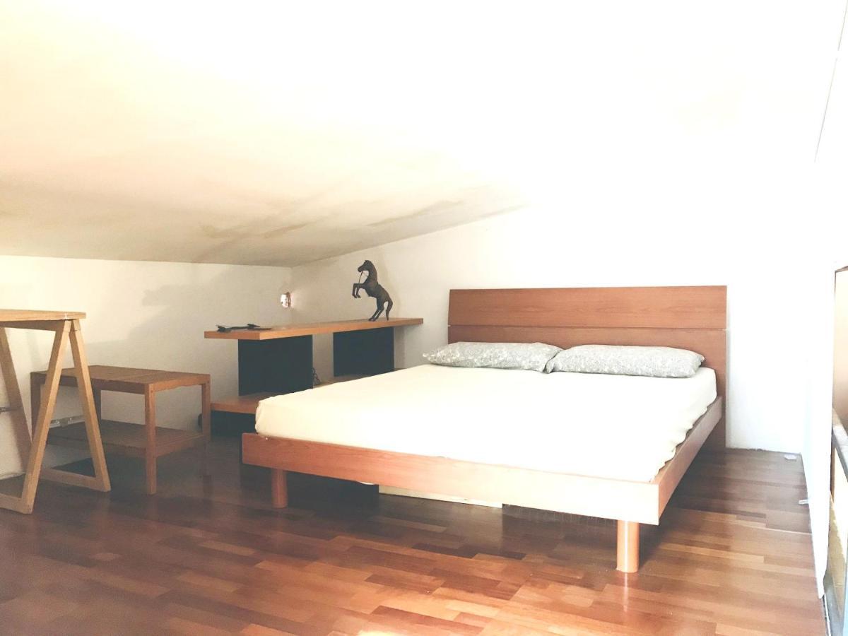3 Bedrooms House With Jacuzzi Enclosed Garden And Wifi At Castel Di Decima Ferienhaus